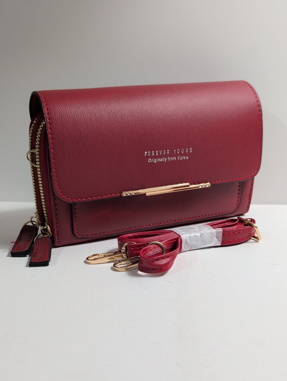 NWOT Porrasso Burgundy Faux Leather Crossbody Phone Wallet